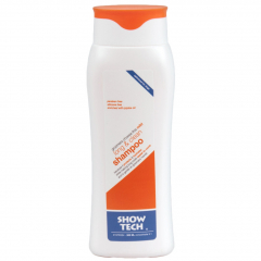 Show Tech Long & Clean Shampoo - Langhaar - Tiefenreinigung bei trockenem und stumpfem Fell mit Jojoba - 5:1 - plus GRATISeine500 ml Mixflasche